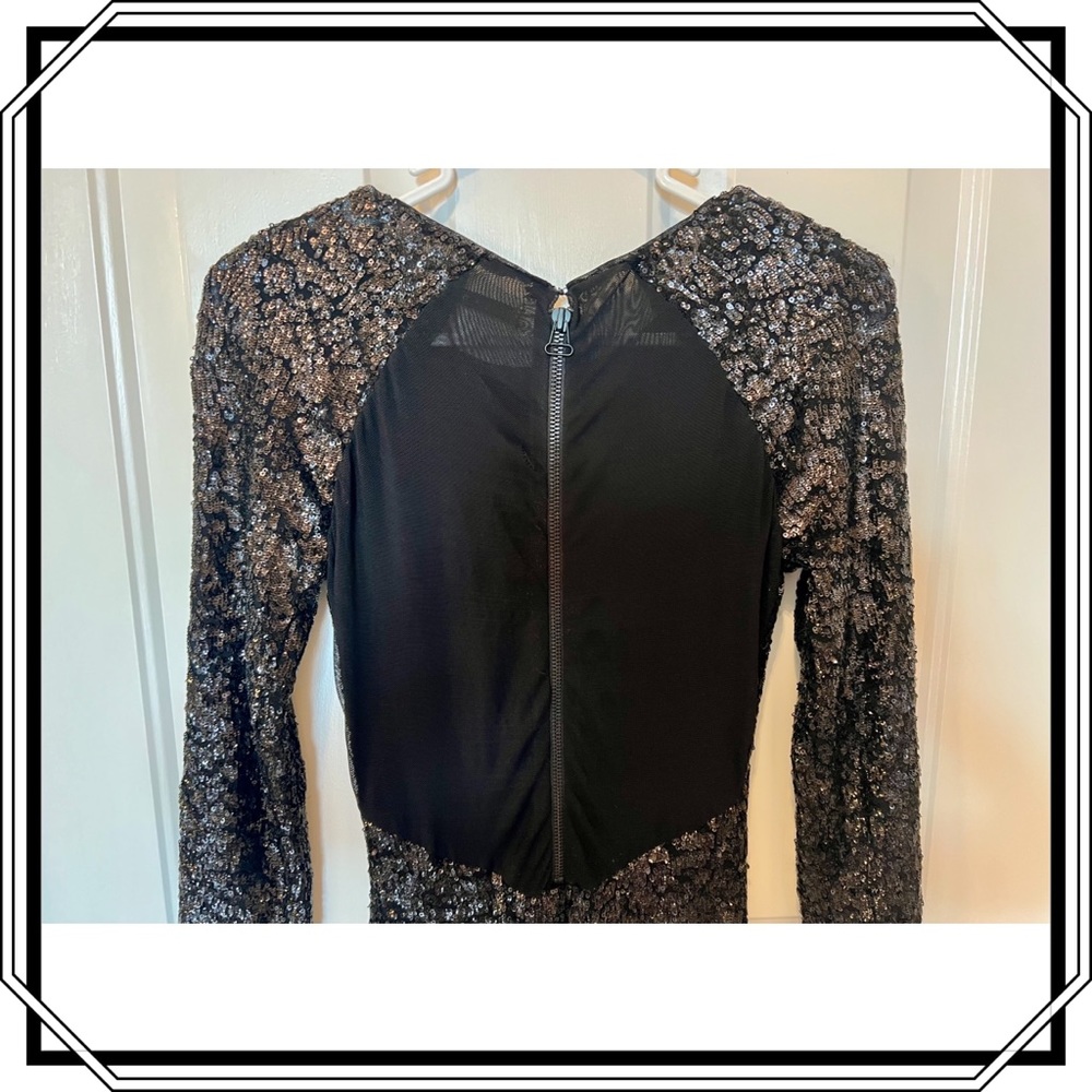 Alice and Olivia Nika Sequin Dress (EUC) - Picture 5 of 10